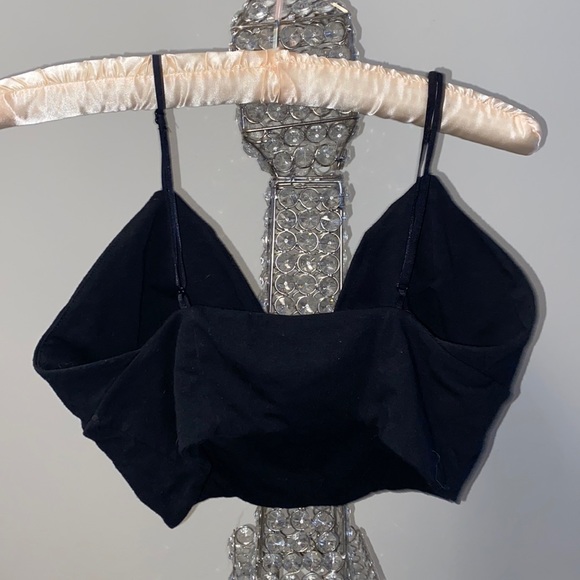 Black Cropped Tank - Picture 3 of 3